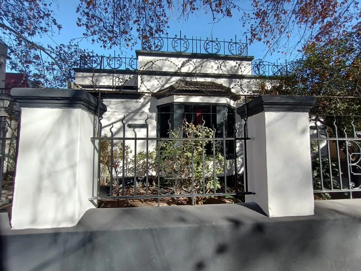 Bed & Breakfast Rufino'S Guesthouse Mendoza